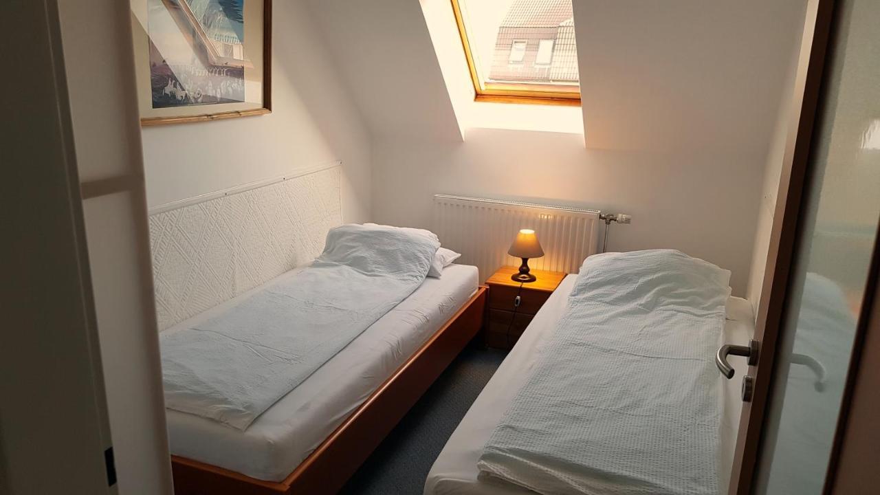 Aaa-Apartment 2 Balatonfured Luaran gambar