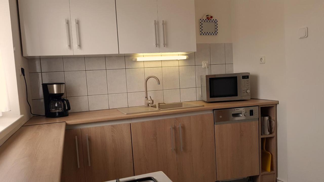 Aaa-Apartment 2 Balatonfured Luaran gambar